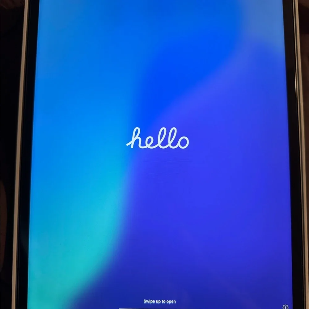 iPad Pro 12.9 Inch ( 6th Generation) Wi-Fi (512GB)